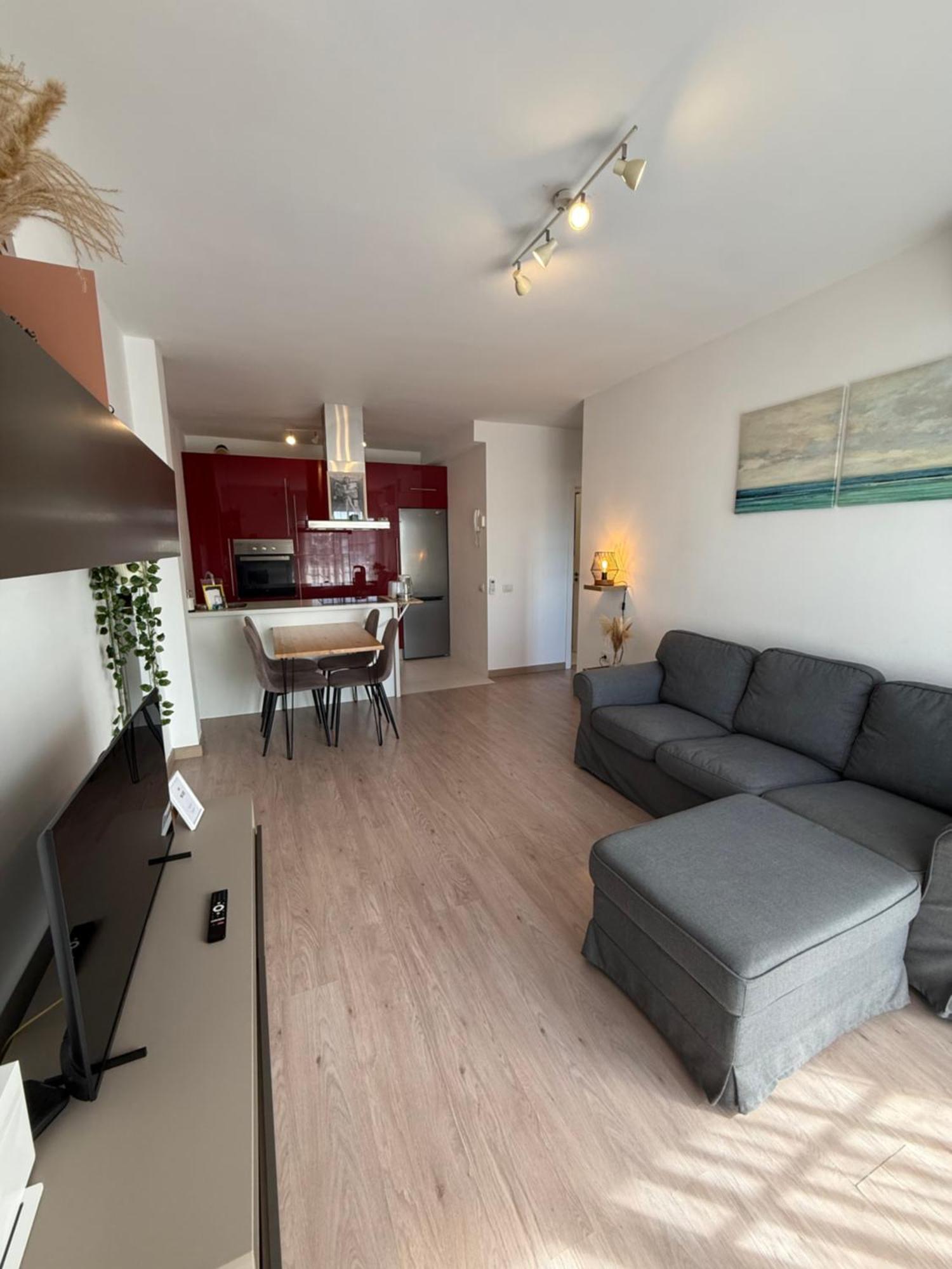 Seaside Paradise - 2 Bedroom Apartment With Ocean Views & Air Conditioning In Playa San Juan Esterno foto
