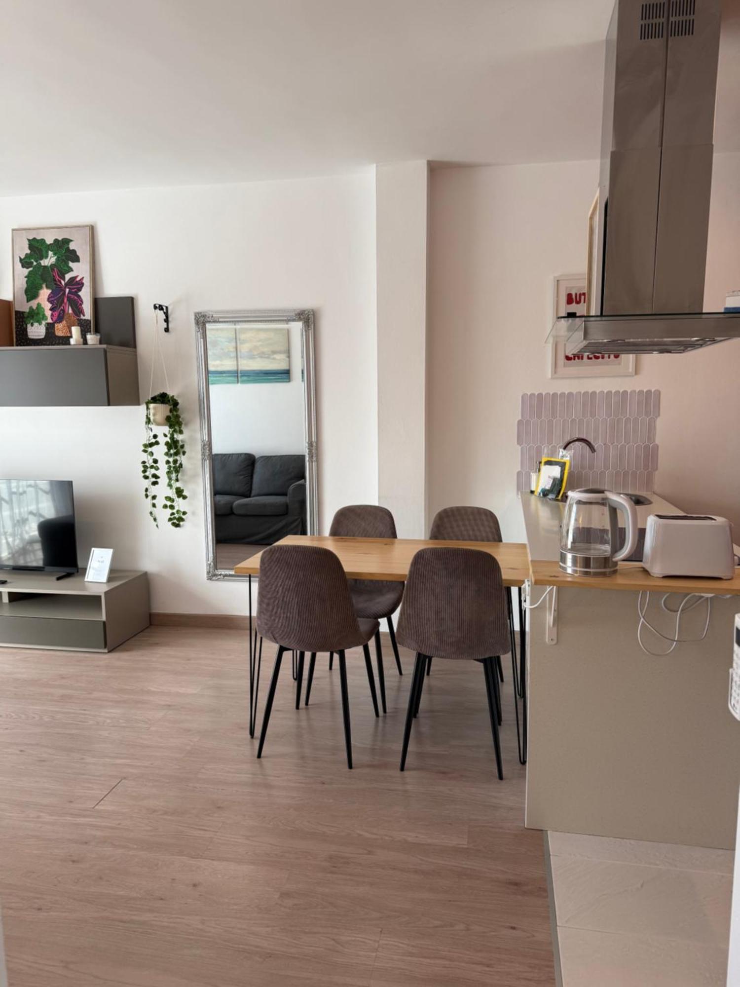 Seaside Paradise - 2 Bedroom Apartment With Ocean Views & Air Conditioning In Playa San Juan Esterno foto